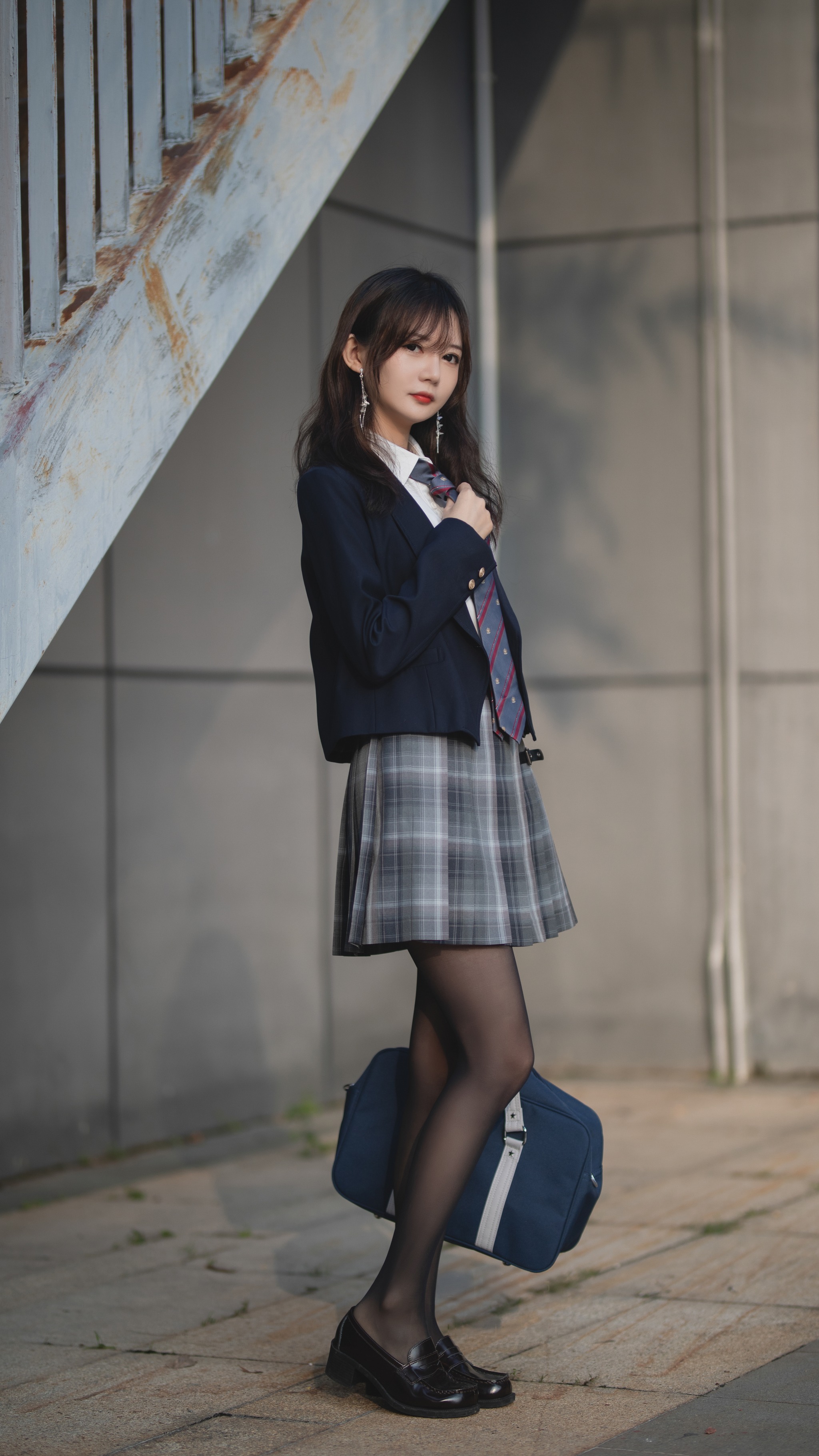 51酱 - NO.021 2023年02月真爱粉 [68P6V]-XikXak